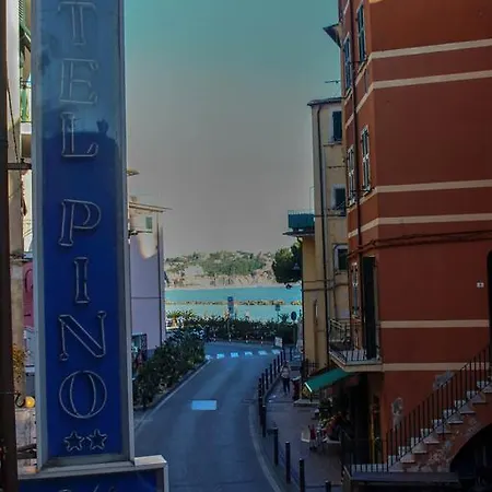 Pino Hotel 2*