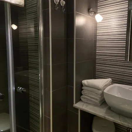 ピーノ ホテル 2*