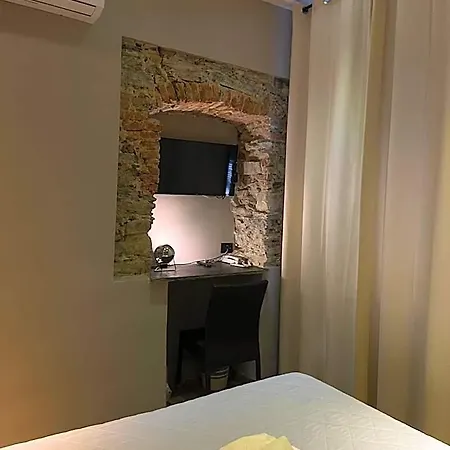 皮诺酒店 2*